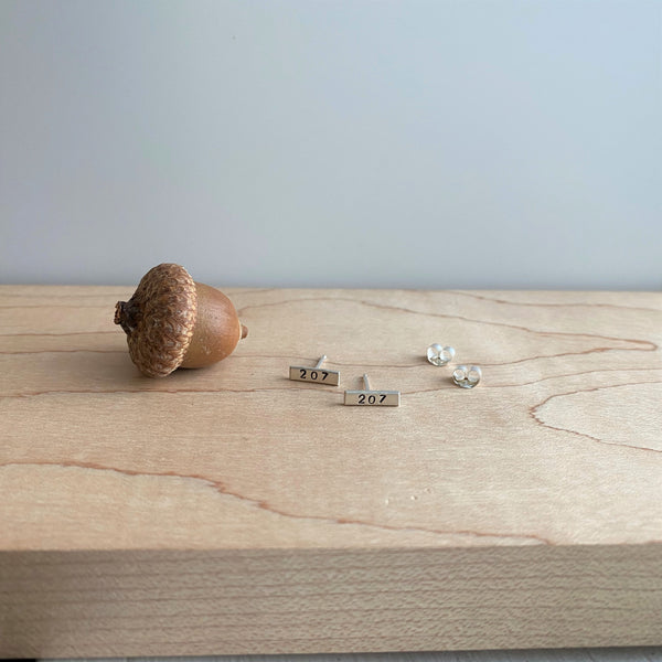 Small Maine 207 Bar Stud Earrings