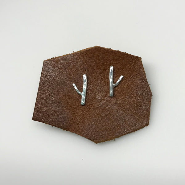 Twig Stud - Single Branch
