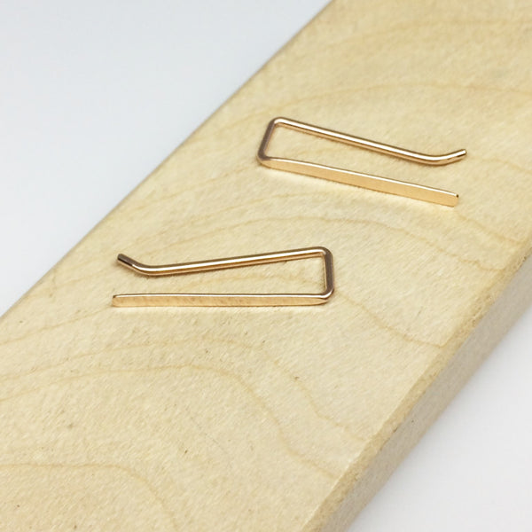 Rose Gold Smooth Straight Ear Climber