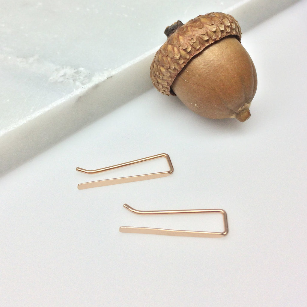 Rose Gold Smooth Straight Ear Climber