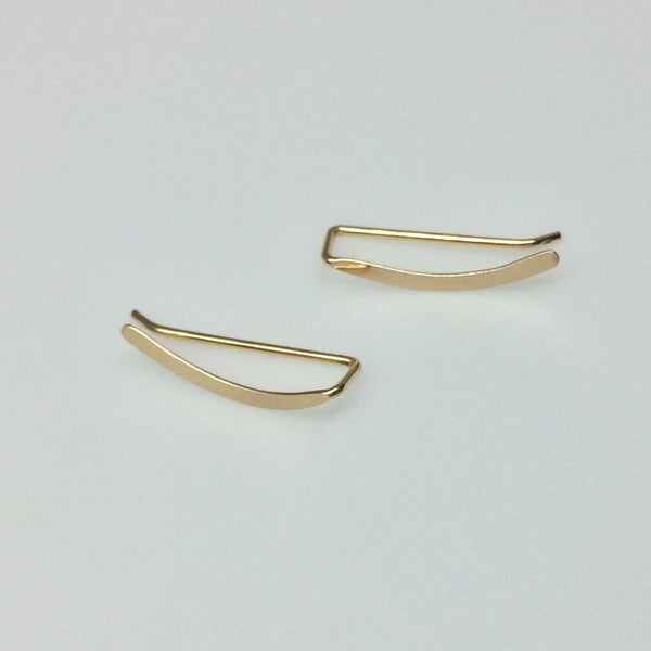 Gold Smooth Sweep Ear Climber