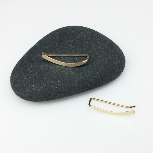Gold Smooth Sweep Ear Climber