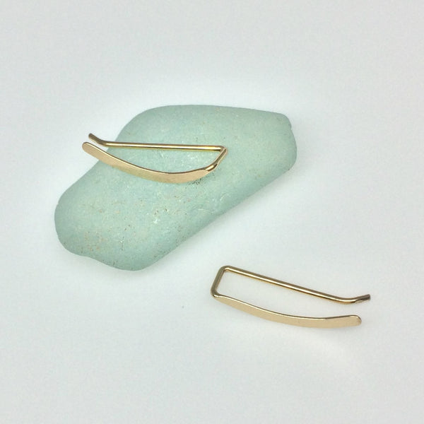 Gold Smooth Sweep Ear Climber